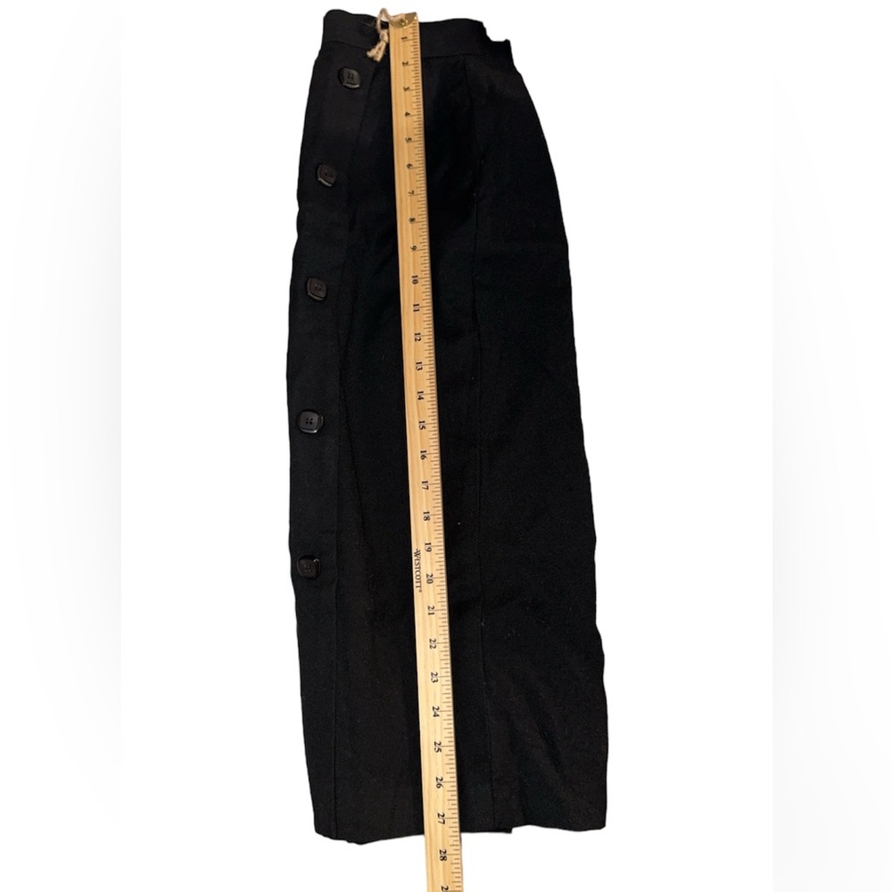 Vintage Wool Town & Country black midi skirt| Size 2-4| xs-s - Picture 4 of 7